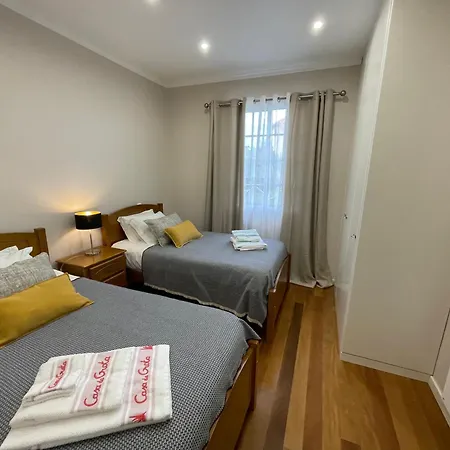 Casa Da Grota Holiday home *