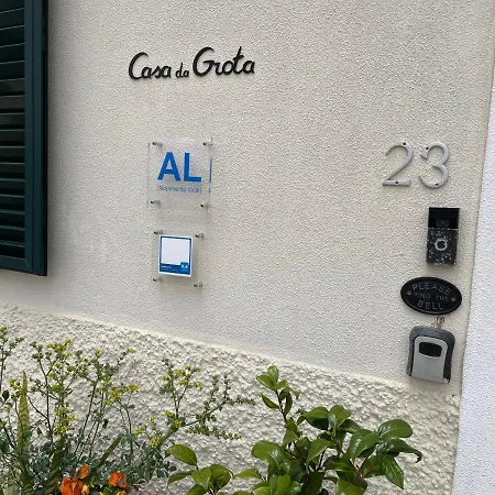 Casa Da Grota Holiday home *