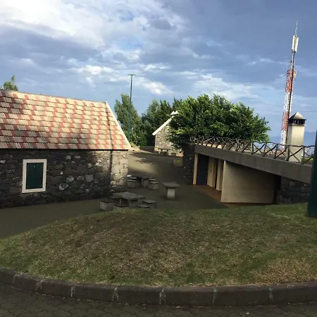 Casa Da Grota 度假居 莫尼兹港